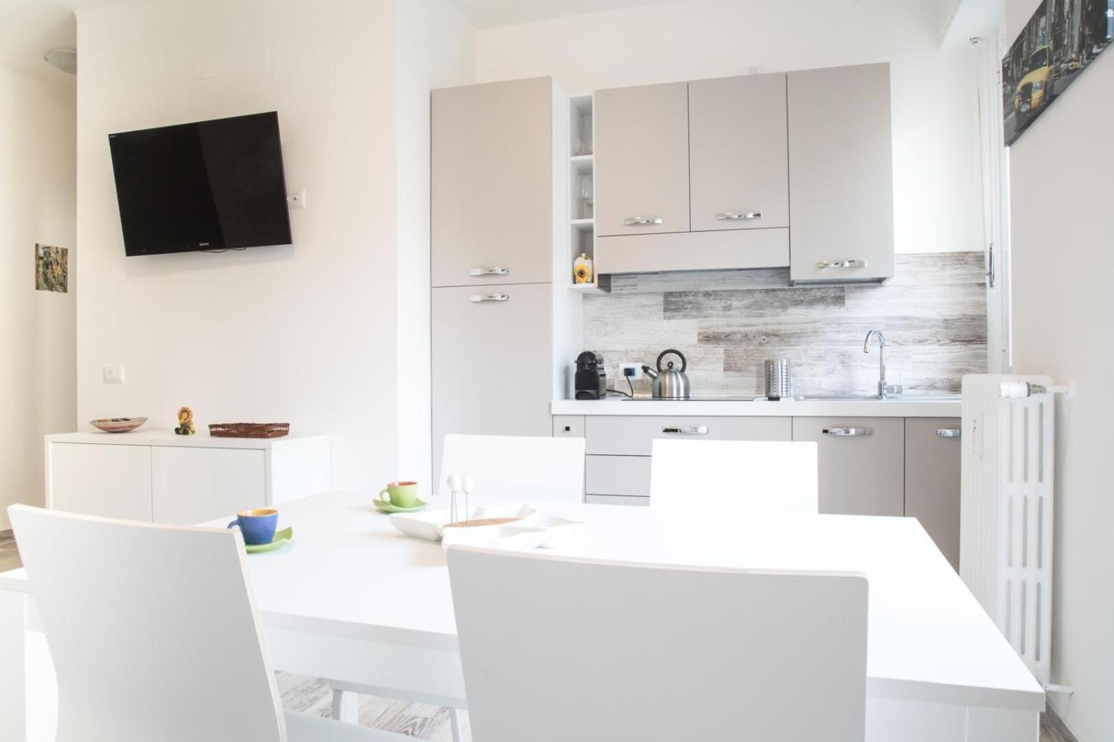 Apartamento Mi Suzzani Milán Exterior foto